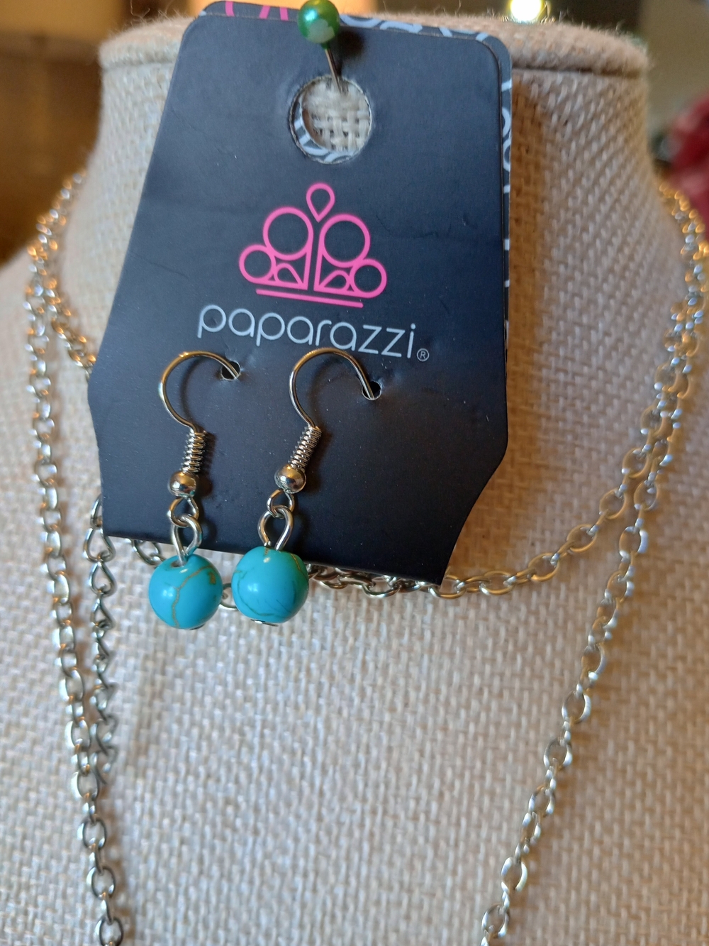 paparazzi Silver Turquoise Statement Pendant Necklace with Matching Earrings - Picture 3 of 3